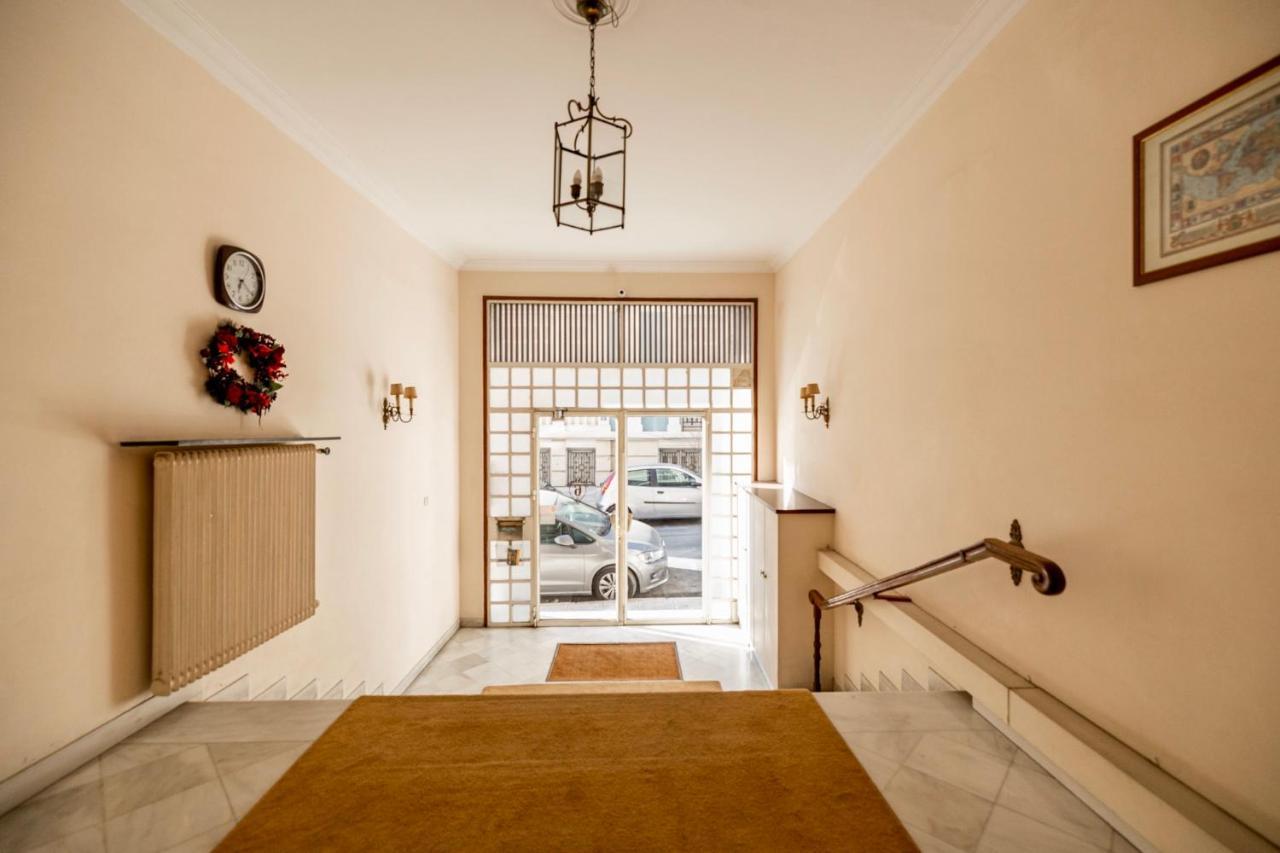 Cozy Apartment In Kolonaki Athens - Sleeps 5 Экстерьер фото